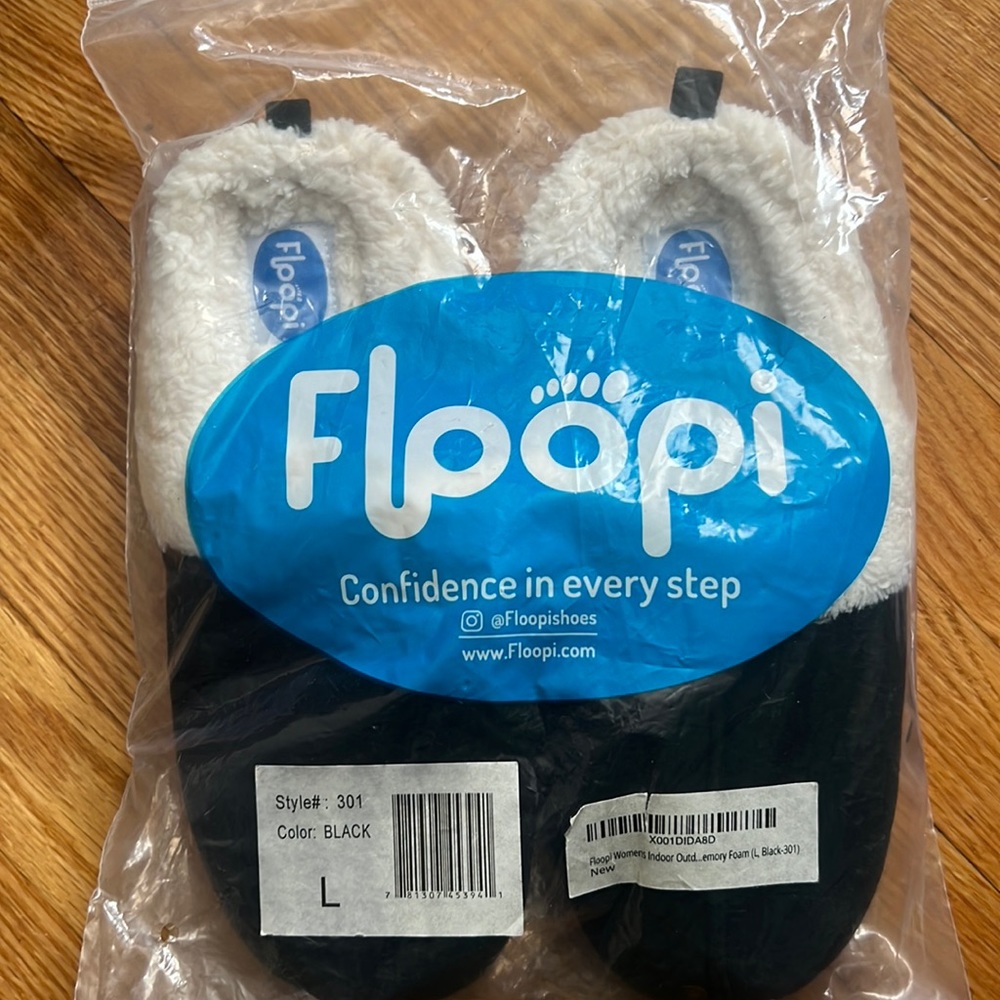 Women’s Indoor/Outdoor Memory Foam Slippers